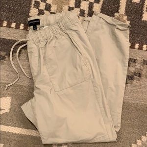 Grey lightweight elastic waist pant